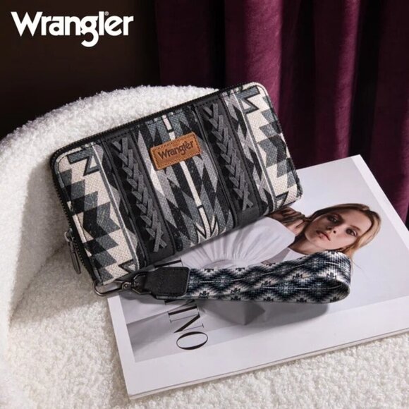 Wrangler Southwestern Art Print Wallet - Picture 5 of 6